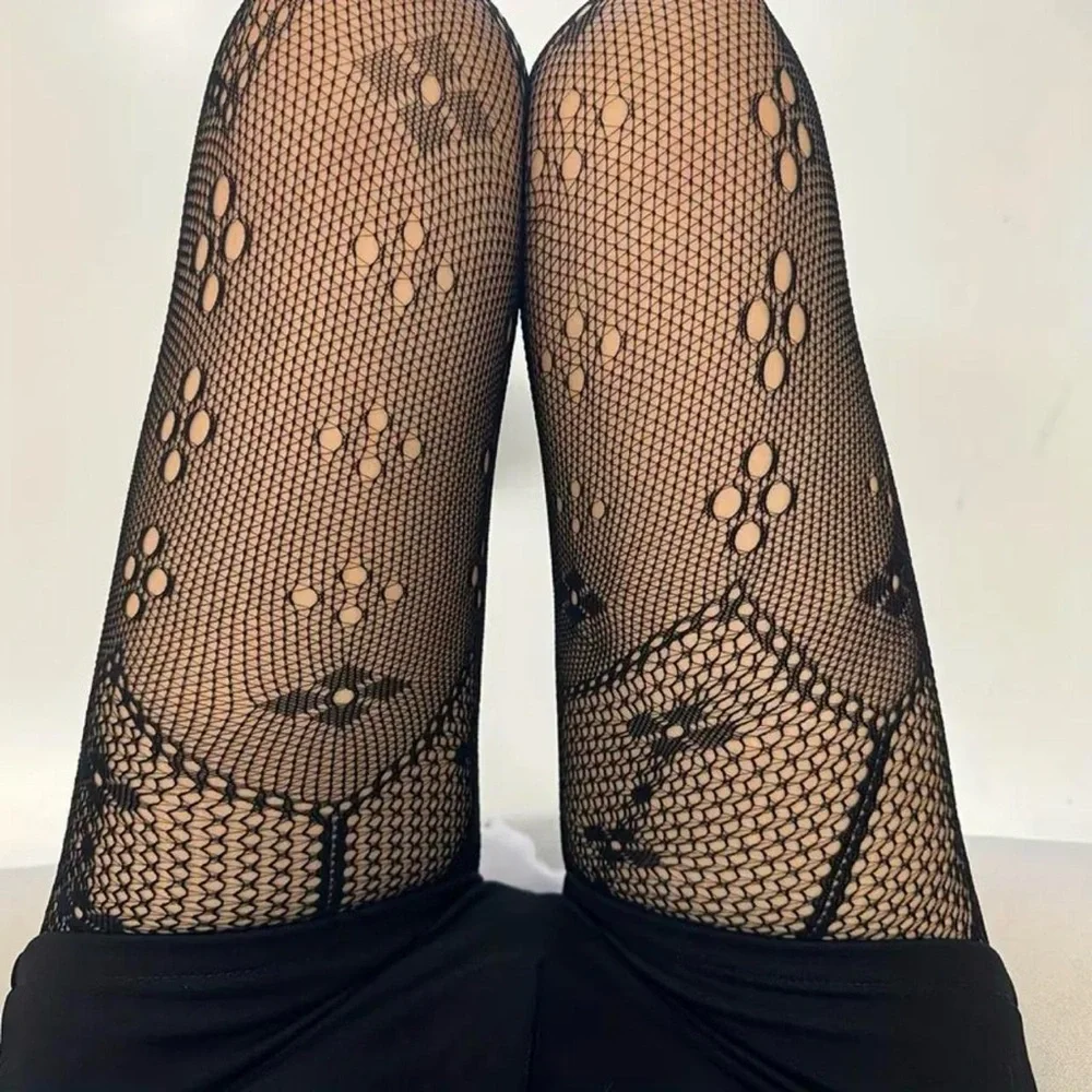 Women's Black Fishnet Tights Sheer Mesh Pantyhose Fashionable Stockings One Size